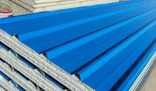 民衡彩鋼夾芯板易清洗，耐腐蝕性強